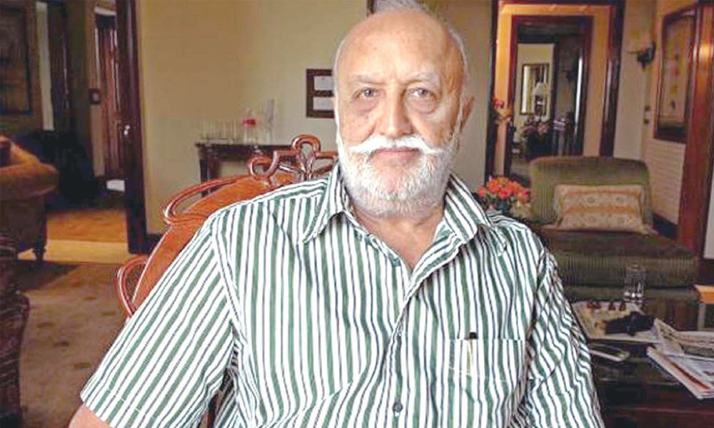 Son Stroke : HC asks Singhania not to release autobiography