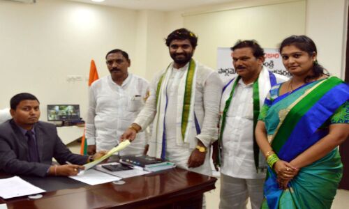 Bharat, Gorantla, Akula file nomination papers