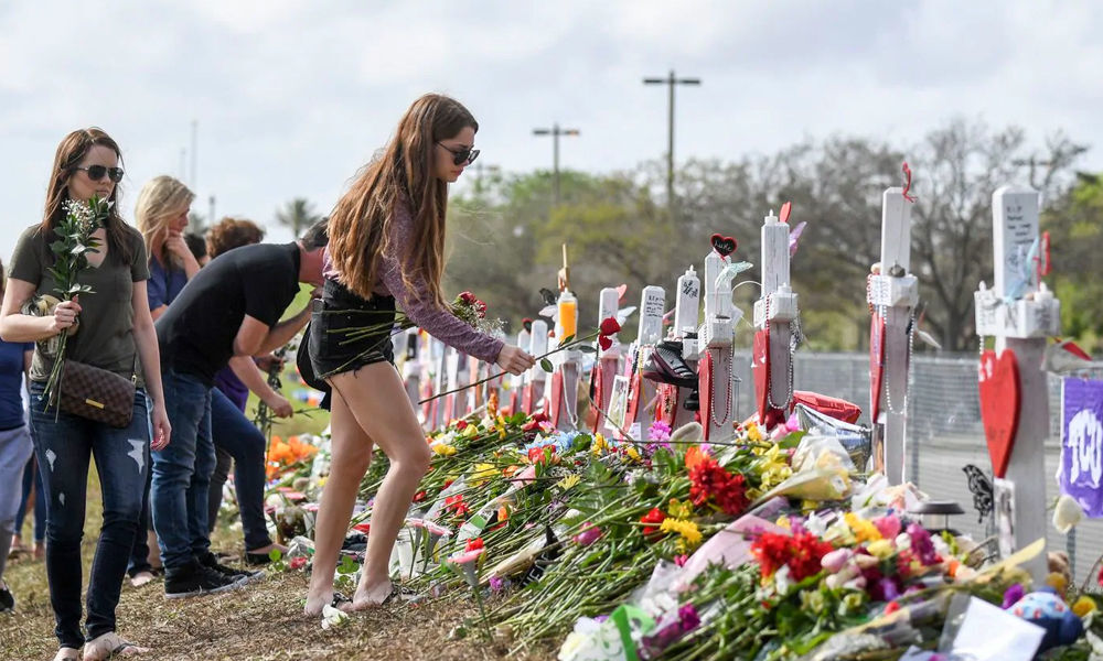 US Teen Kills Self One Year After Surviving School Shooting