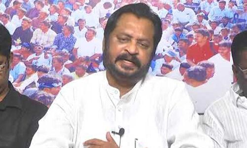 If you vote for YSRCP then its like voting for TRS, BJP: Harsha Kumar