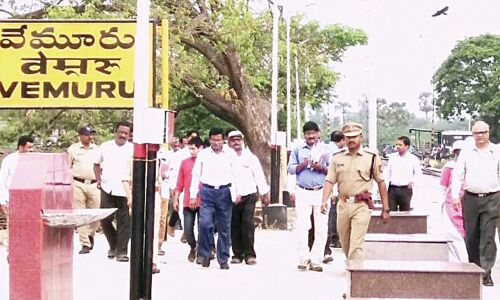 Improve amenities at rly stations: GM Gajanan Malya