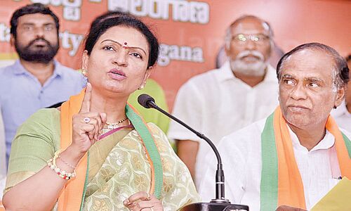 Aruna makes Mahbubnagar obtuse triangle