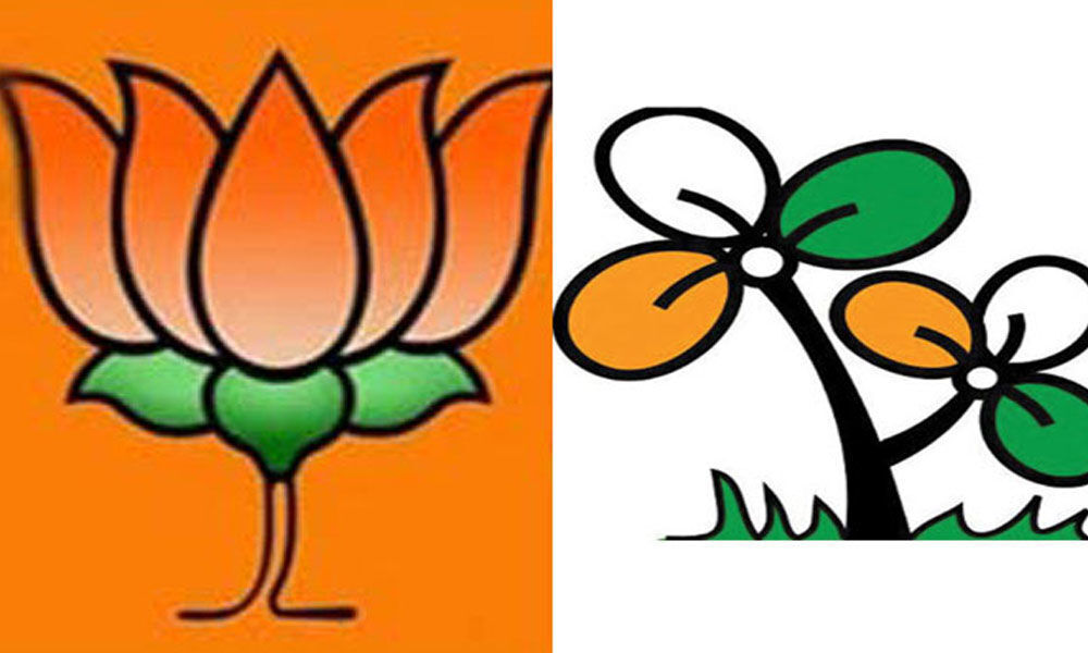 Trinamool, BJP try to capture party offices in Bengal
