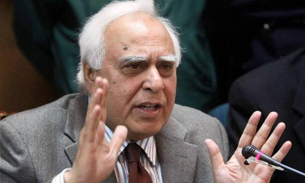 Modi remembering chowkidars after forgetting chaiwalas: Kapil Sibal