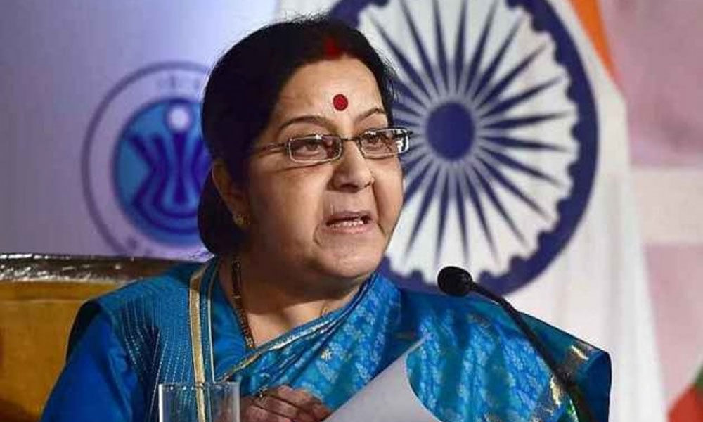 War of words breaks out between Sushma Swaraj, Pakistan minister over abduction of Hindu girls in Sindh