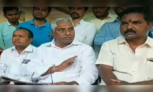 Congress senior leader Jeevan Reddy slams TRS for non-fulfilment of election promises