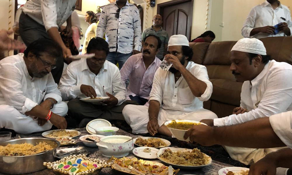 Pawan Kalyan eats biryani at Janasena MLA candidates house in Guntur