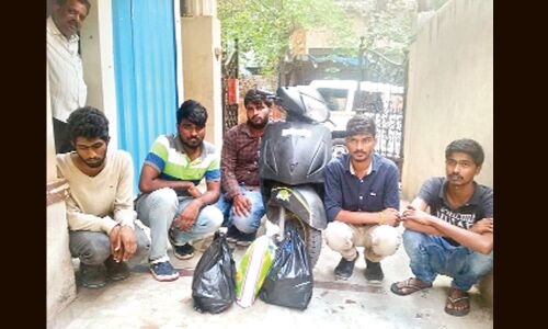 5 students held for peddling ganja