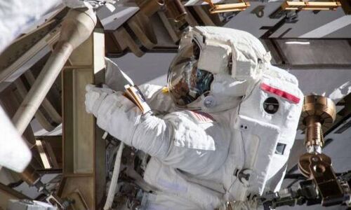 NASAs historic all-women spacewalk scrapped due to lack of fitting spacesuits