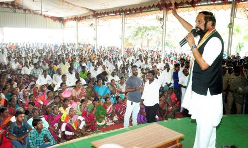 Uttam calls TRS candidates land grabbers, power mongers
