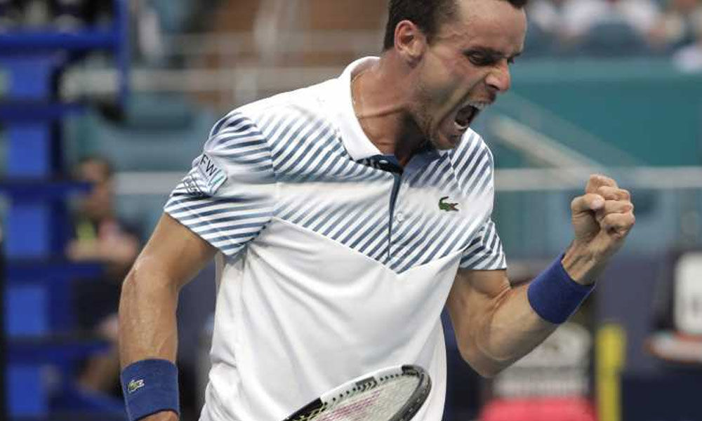 Miami Open: Roberto Bautista Agut stuns top-ranked Novak Djokovic