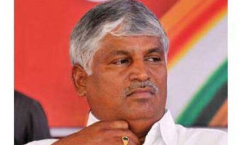 IT officials carry out raids on Karnataka minister Puttarajus residence