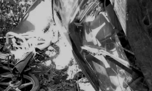 Speeding car knocks down dead three