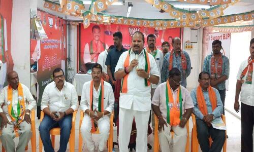 Highlight Centres schemes in campaign