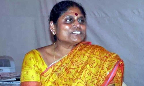 Extend support to Jagan Mohan Reddy - YS Vijayamma