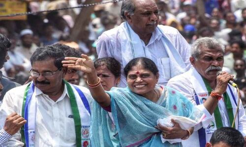 Support Jagan to bring back YSRs golden rule