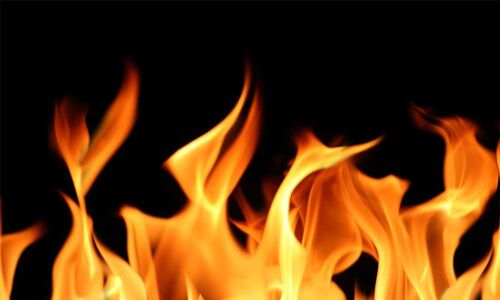 Fire breaks out at chemical godown