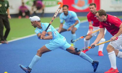 Rampant India bring hapless Poland to knees