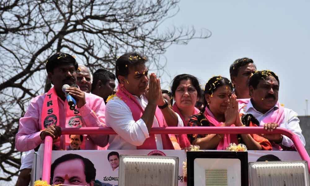 Jagans our pal, says KTR