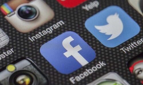 Facebook makes it easy to learn about ads you see in feed