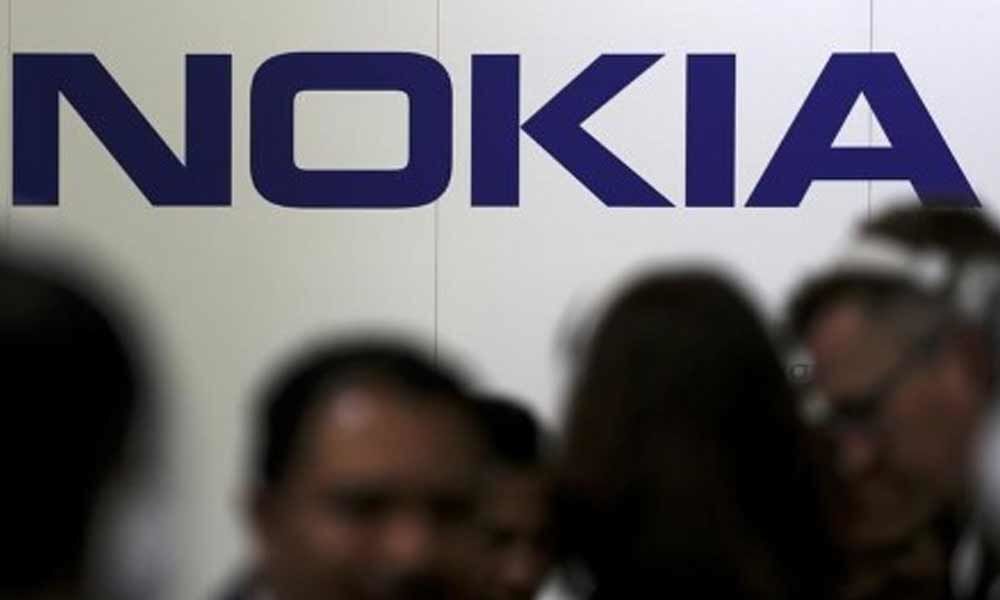 Daimler asks EU antitrust regulators to probe Nokia patents