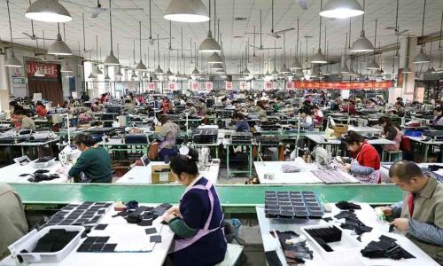 China March factory activity grows for first time in four months, but exports weak