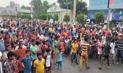 Happy Sunday entertains all