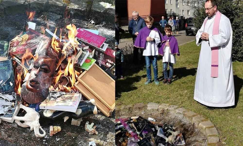 Catholic priests burn Harry Potter books in Poland