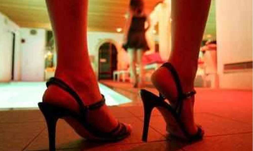 Prostitution racket busted in Ameerpet