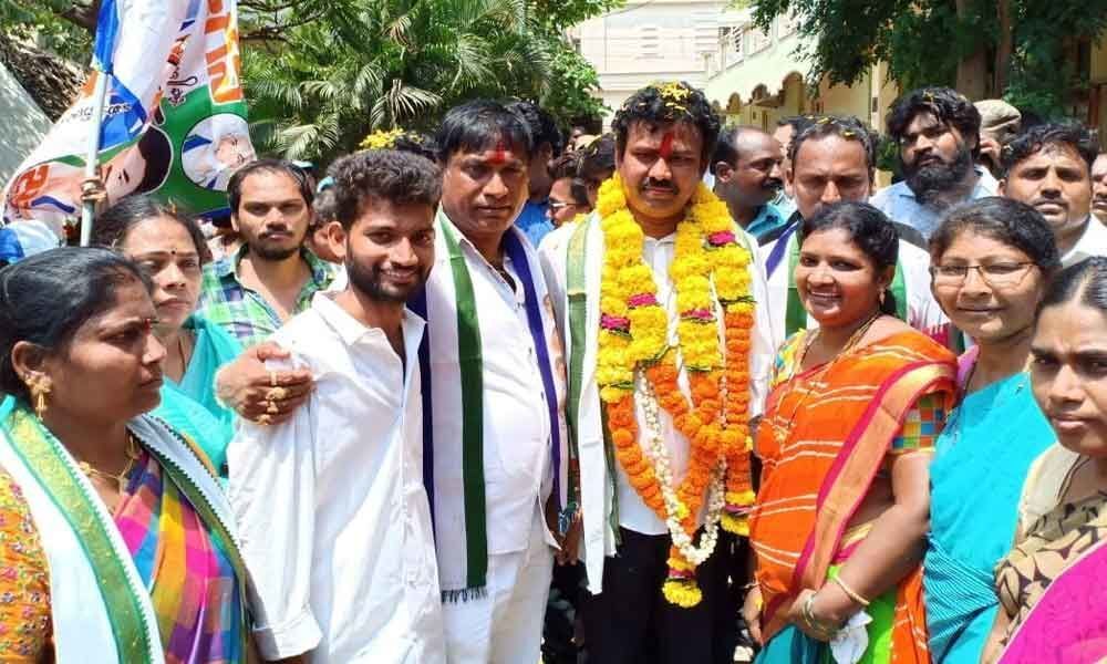 YSRCP will develop State, assures KK Raju