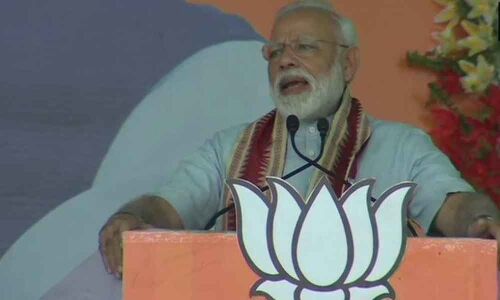 Congress, BJD conspire to keep people poor: Modi
