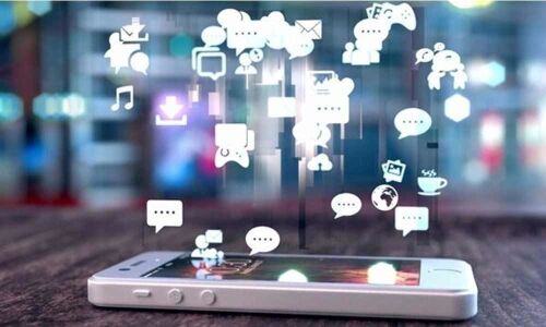 Smartphone brands to spend `330 cr on digital marketing