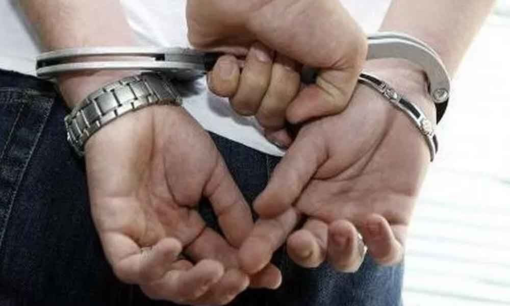 Two arms suppliers arrested in UP