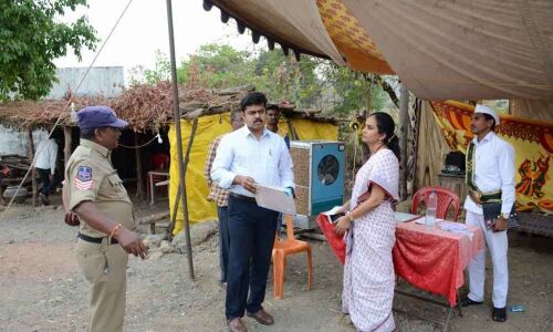 5 held; 2,700 kgs of black jaggery seized in Nagarkurnool