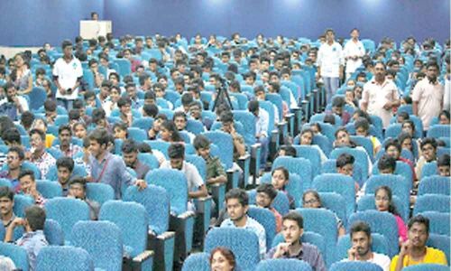 Educational institutions should spread voter awareness