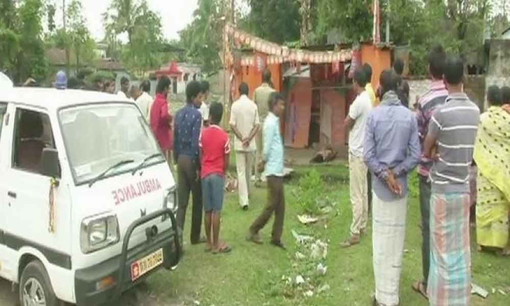 A day after PM Modis rally, a body of man found hanging in BJP booth office in Siliguri