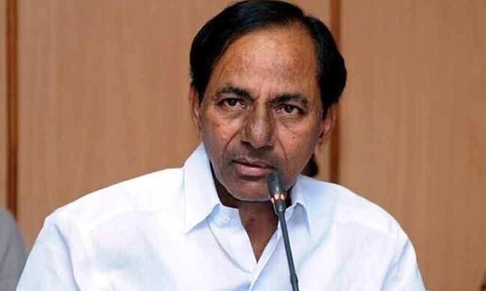 KCR asks leaders to sink differences, work for win