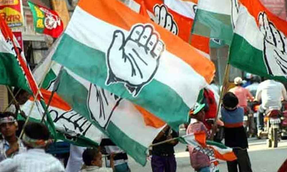 Congress banks on jobless, youth support