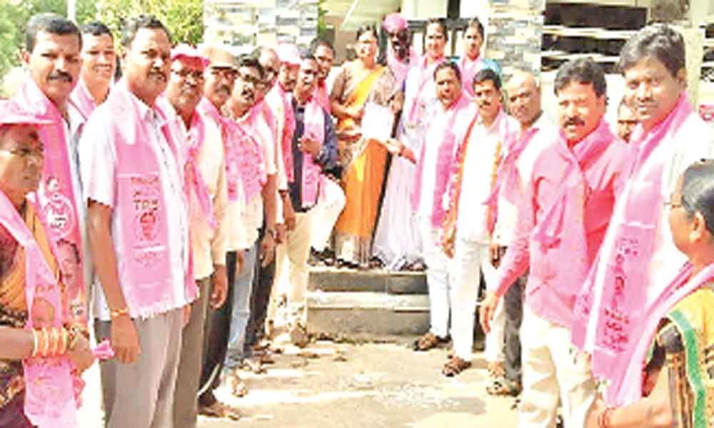 Bannala campaigns for Marri Rajasekhar Reddy