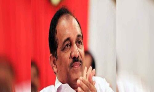 Senior Congress leader suffers a heart attack