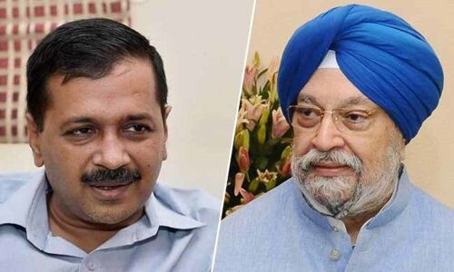 Arvind Kejriwal, Hardeep Singh Puri in a Twitter scuffle