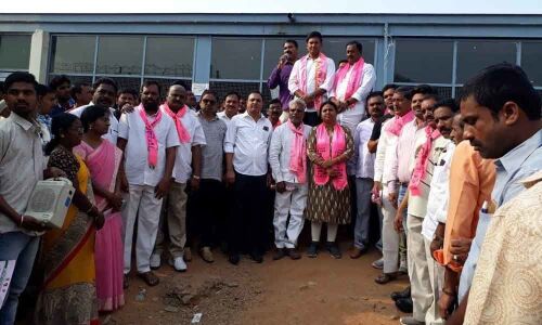 Marri Rajasekhar woos staff of ECIL