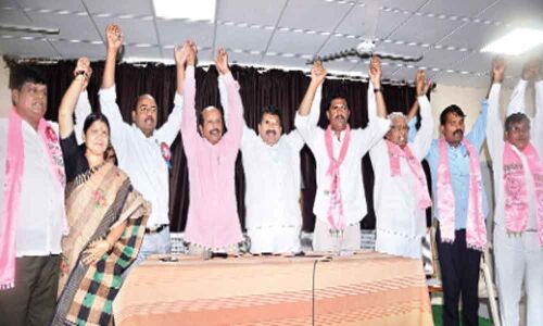 KCR a labour-friendly leader: Muta Gopal