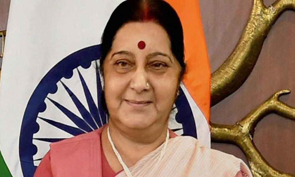 Sushma tells Rahul Gandhi to maintain decorum after hurtful comments on LK Advani