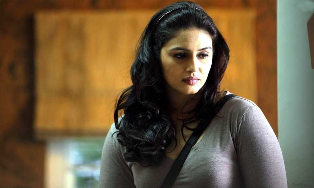 We as a society dont like strong women: Huma Qureshi