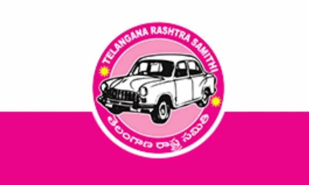 Exodus of politicos into TRS continues