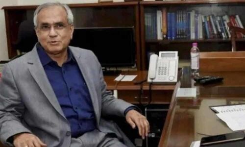 NITI Aayog VCs remarks against Congs NYAY violated poll code: EC