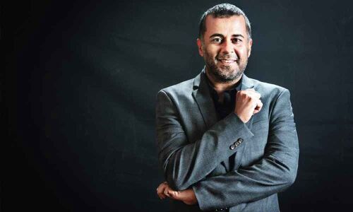 Chetan Bhagat announces new non-fiction