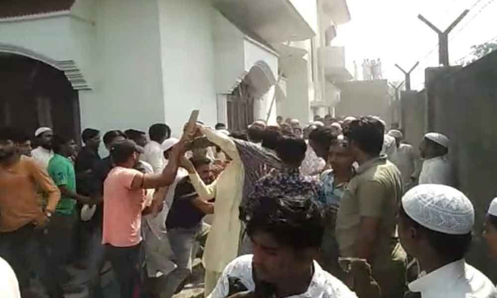 Congress supporters clash in UPs Muzaffarnagar over biryani served at the election meeting, 9 arrested