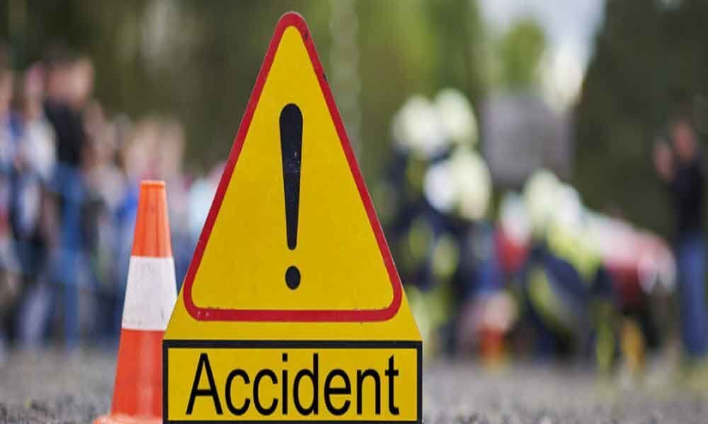 Three killed as truck rams into a bus in Chittorgarh